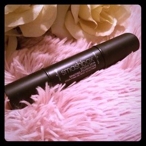 SMASHBOX foundation and soft contour stick